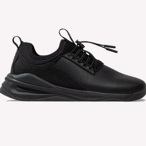 Clove All Black Option box size 40.5, Women 9, Men‎ 7.5... Sneakers